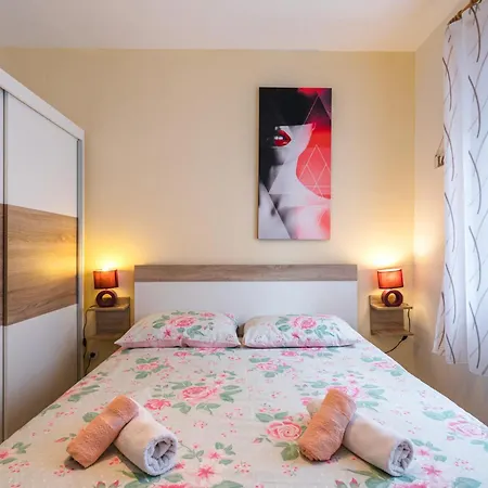 Apartment Darko 2 *